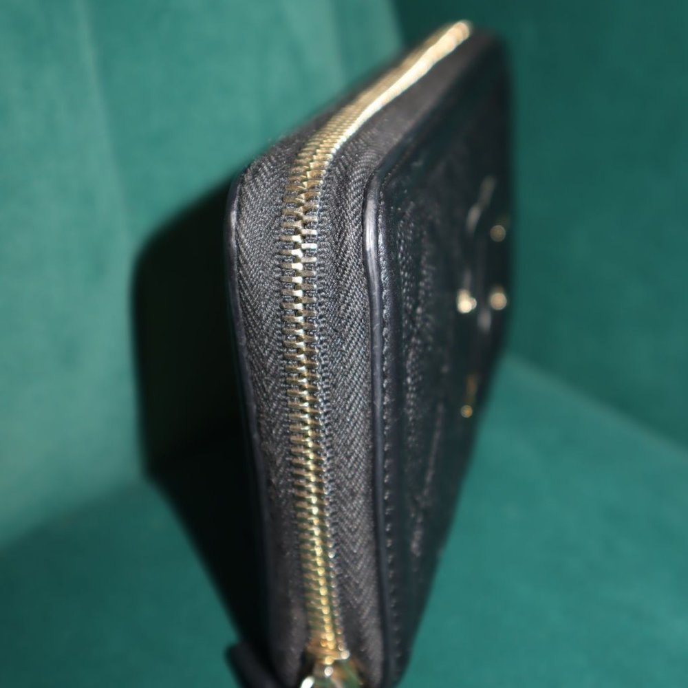 Chanel Caviar Quilted Filigree Zip Around Wallet Black - Picture 3 of 8